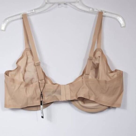 Skims underwire bra Nwt - Picture 4 of 9